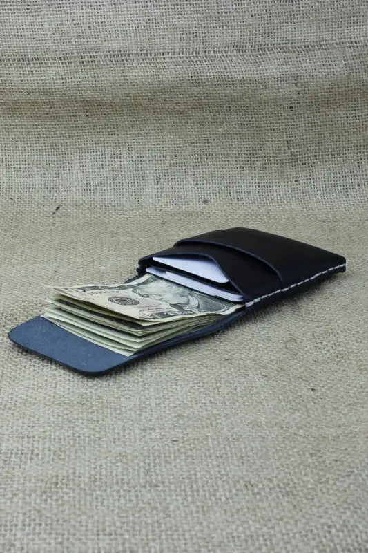 Strapold Elite – Handmade Leather Card Holder Wallet Strapold Elite Handmade Leather Wallet | Slim & Durable Design